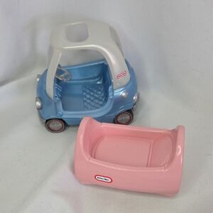 Doll House Furniture Little Tikes Pink Crib And Blue Car (Missing 1 Door)